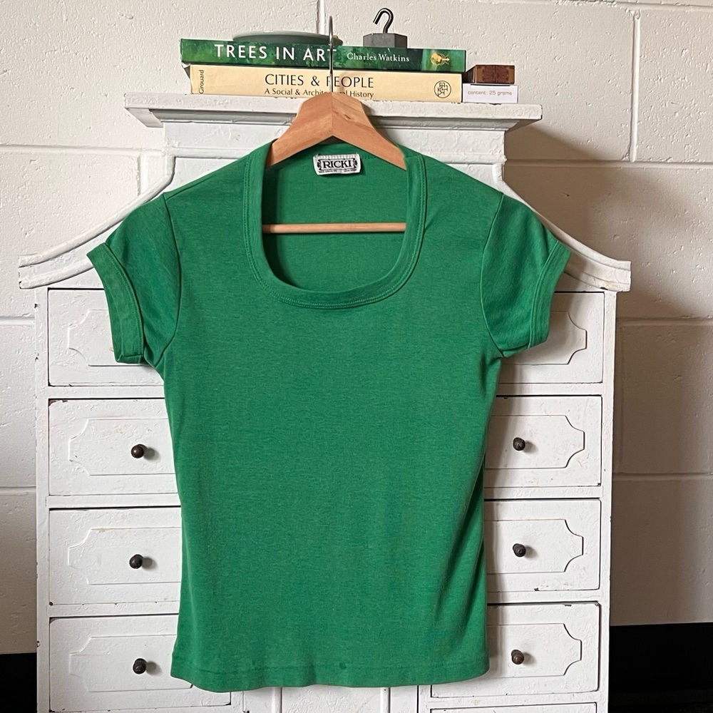 Vintage Ricki Miss Erika Inc. New York Green Tee Shirt Small